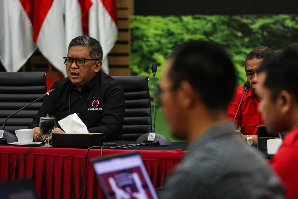 Hasto Kristiyanto Minta Pertanggungjawaban dari Jokowi atas Kebijakan yang Menimbulkan Persoalan