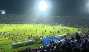 Hitze Melanda, FIFA Melarang Penggunaan Botol Air Kosong di Stadion