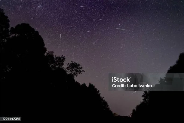 Hujan Meteor Perseid Kembali Hadir di Langit Malam Musim Panas