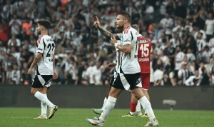 Italia FC: Besiktas Tawarkan Kontrak 2 Tahun untuk Vincenzo Italiano