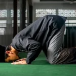 Jadwal Salat Isya di Berbagai Kota: Informasi Penting untuk Umat Muslim