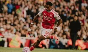 Jurrien Timber, Pemain Arsenal yang Dinobatkan sebagai Pemain Terbaik di Dunia oleh Bacary Sagna