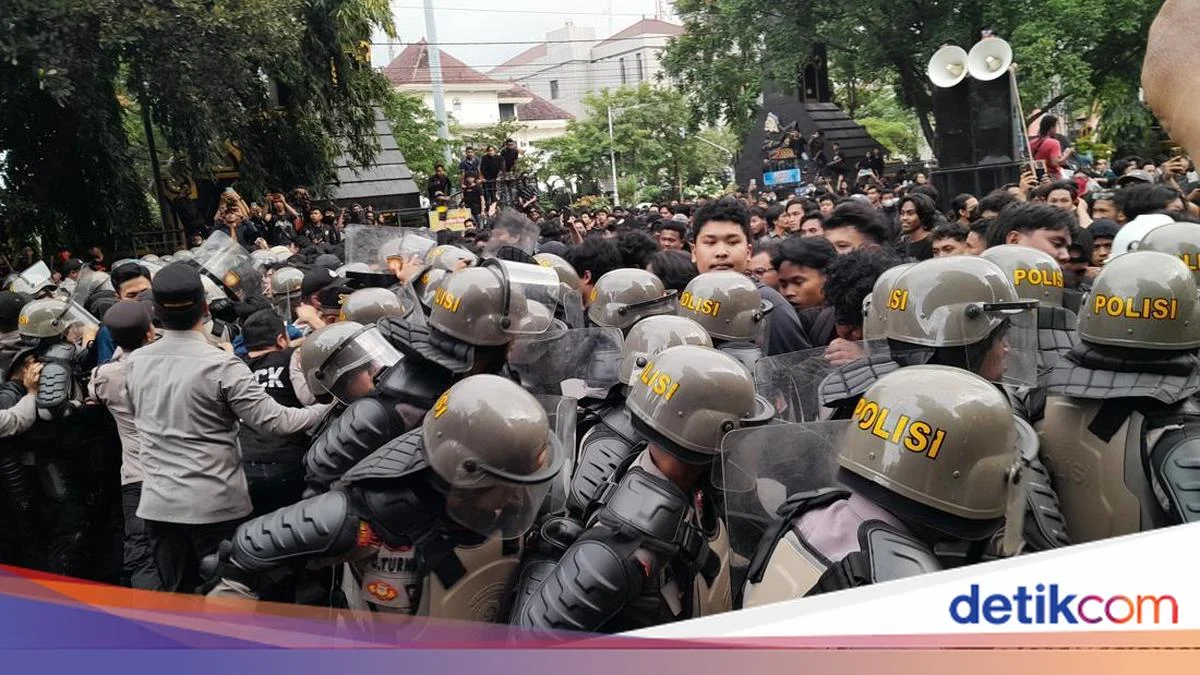 Ketua BEM UBK Mengaku Terima Rp 20 Juta dari Oknum Polisi Sebelum Aksi Demo