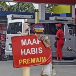 Krisis Bahan Bakar: Siapa yang Membayar Harga Mahal?