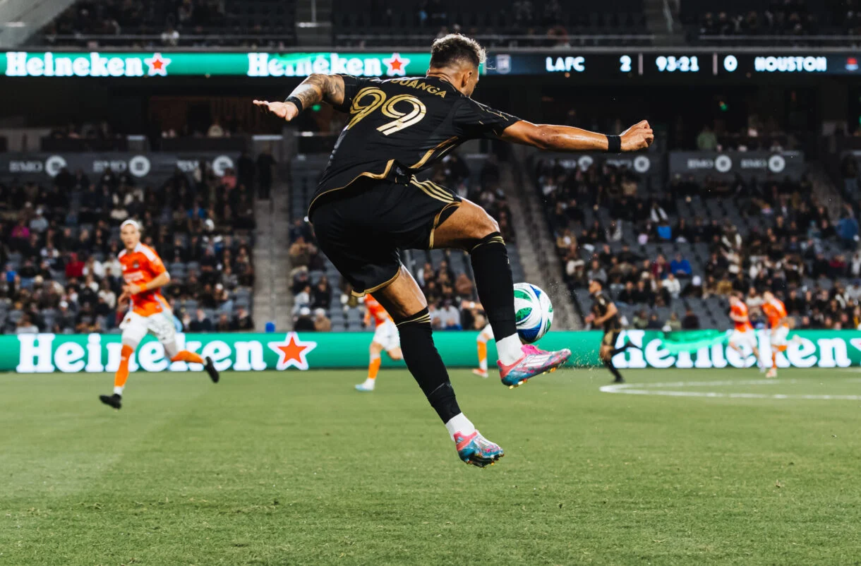 Lafc Vs Houston: Persaingan Sengit di Kancah Sepak Bola