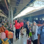 Libur Panjang Waisak 2026: Kereta Api dan Tol Sibuk, Masyarakat Nikmati Perjalanan