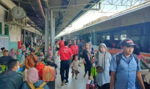 Libur Panjang Waisak 2026: Kereta Api dan Tol Sibuk, Masyarakat Nikmati Perjalanan