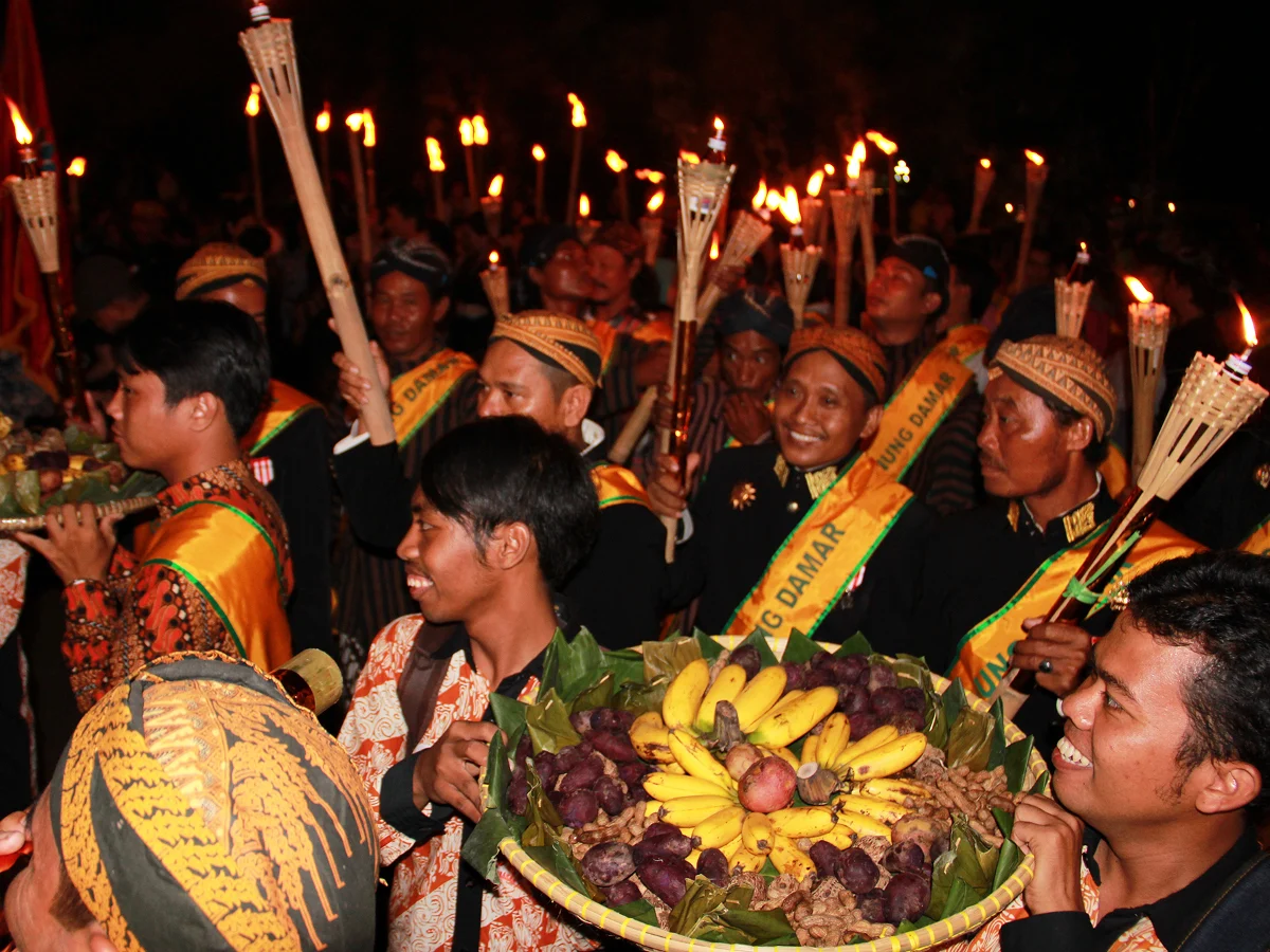 Malam 1 Suro 2026: Makna Sakral dan Tradisi Budaya Jawa