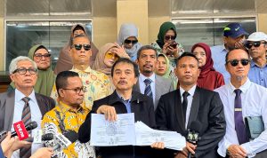 Maraton Persidangan Roy Suryo: Antara Praperadilan dan Pengawalan Aset Desa