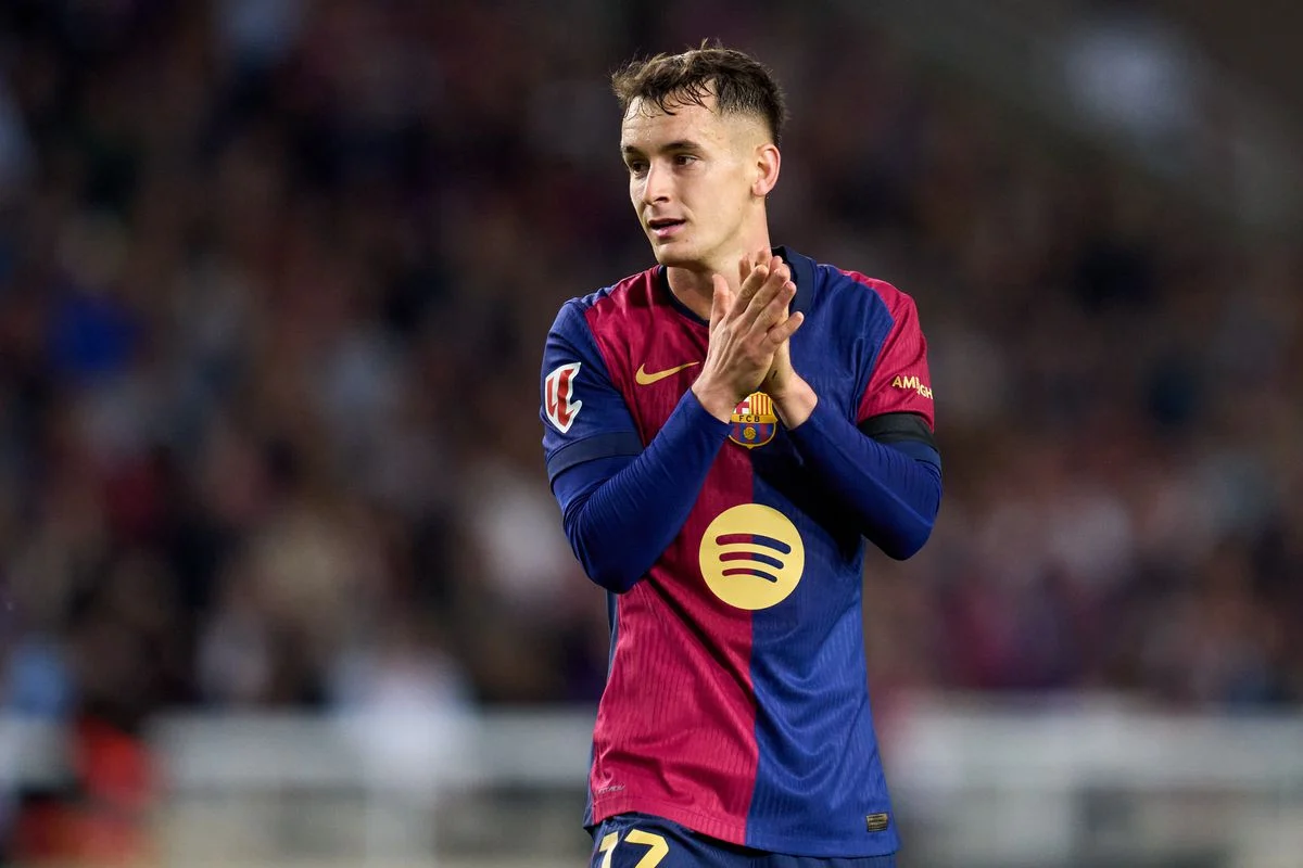 Marc Casadó Diburu Real Betis, Apakah Barça Akan Melepas Pemain Muda Ini?