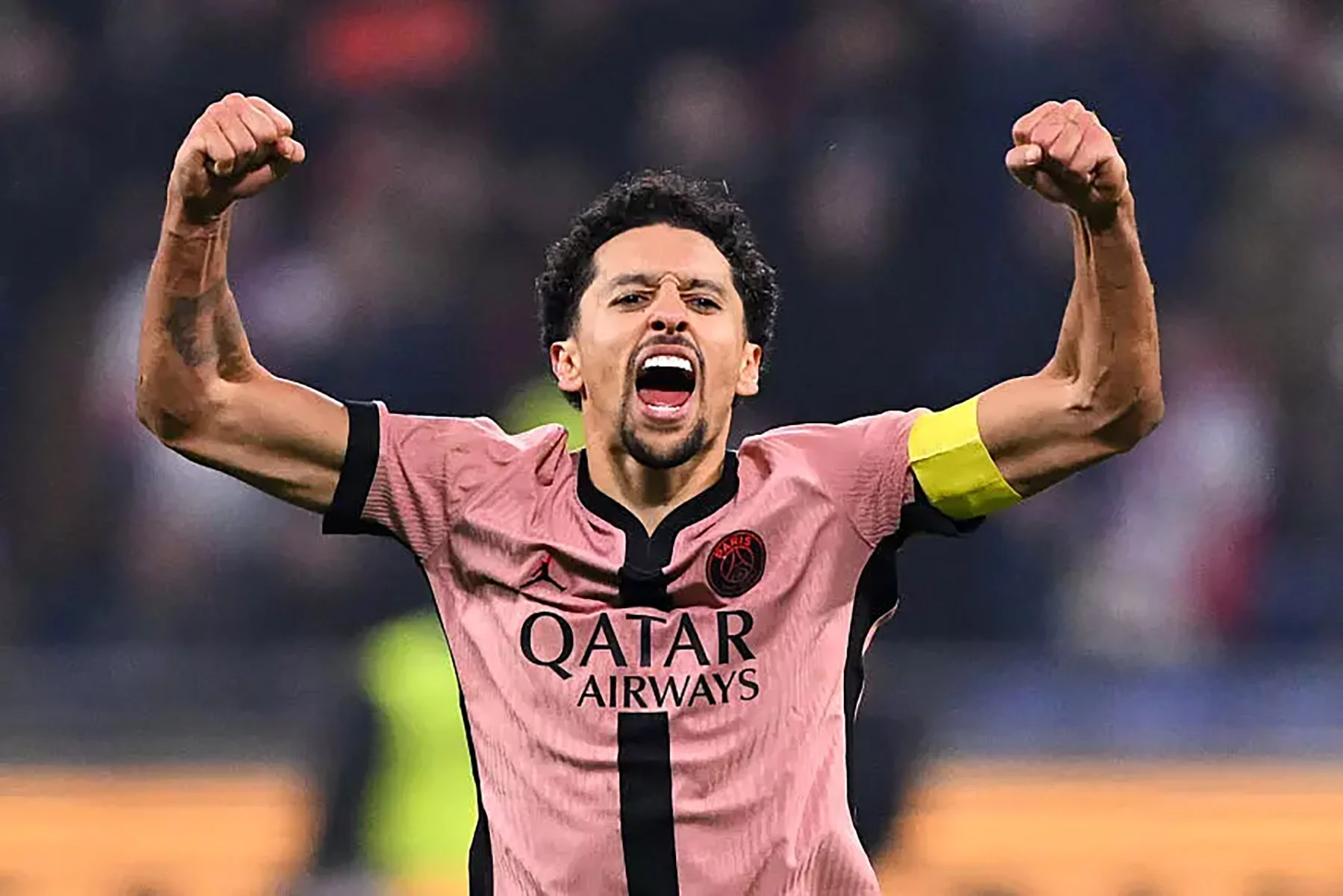 Marquinhos Tunjukkan Kelasnya dengan Menghibur Gabriel Usai Kegagalan di Final Liga Champions