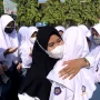 Mengangkat Derajat Keluarga Melalui Pendidikan: Kisah Inspiratif Rosmi dan Mutmainnah