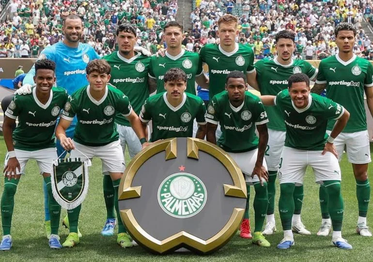 Palmeiras dan Persaingan Klub Sepak Bola Brazil: Tinjauan Keuangan dan Pemain Muda