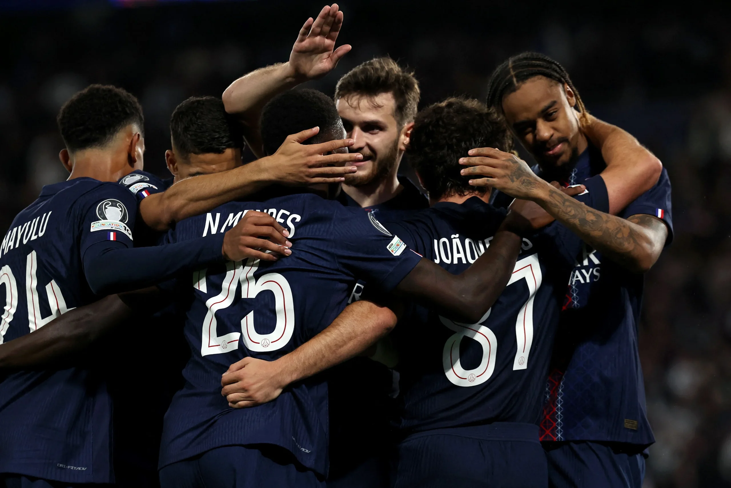 Paris Saint-Germain FC: Persaingan Sengit di Pusat Perhatian Transfer Musim Panas