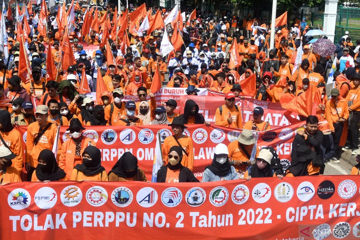 Perjuangan Partai Buruh dan Kasus Buruh di Indonesia