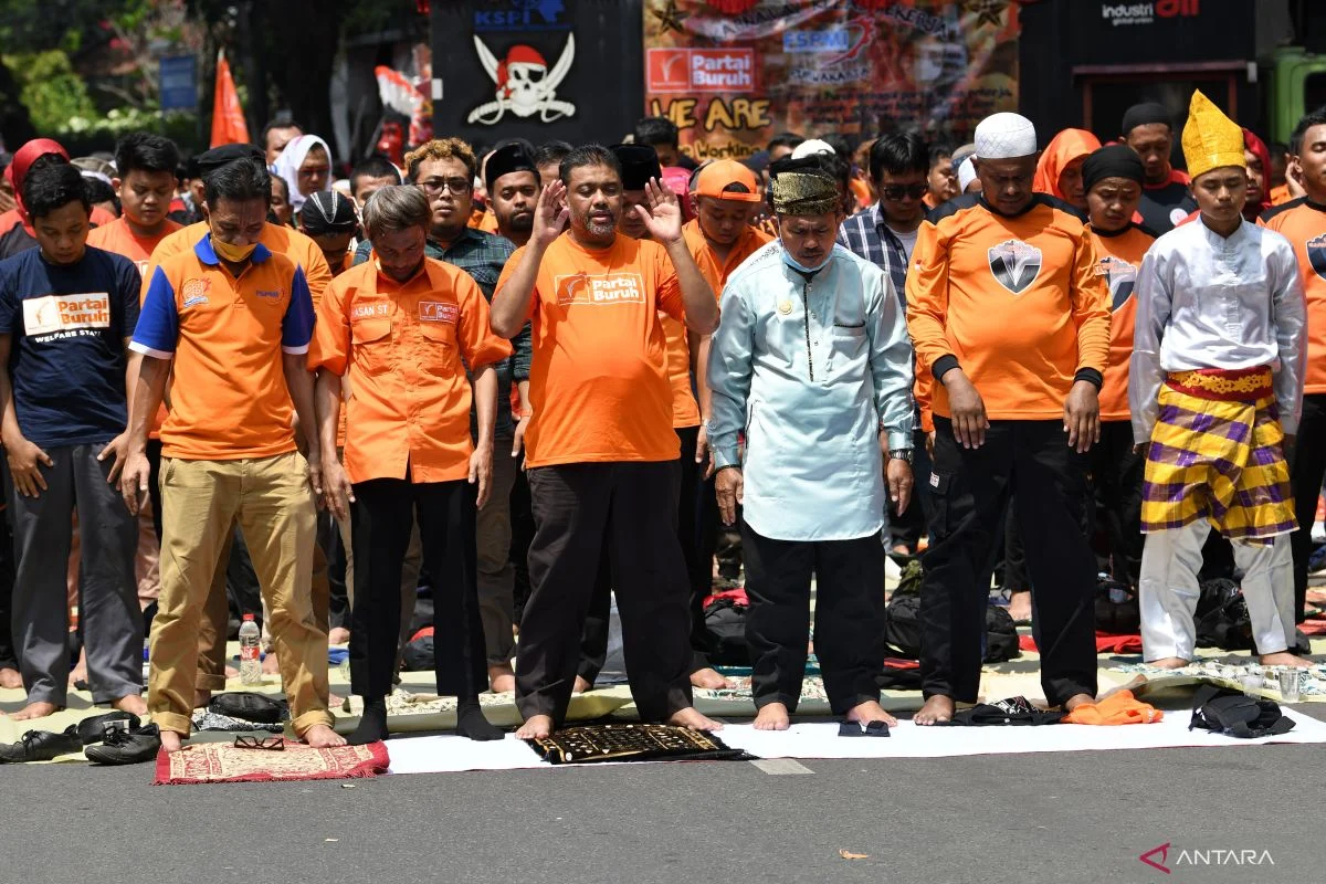 Perpecahan Internal Partai Buruh: Sekjen dan 1,3 Juta Anggota Mundur