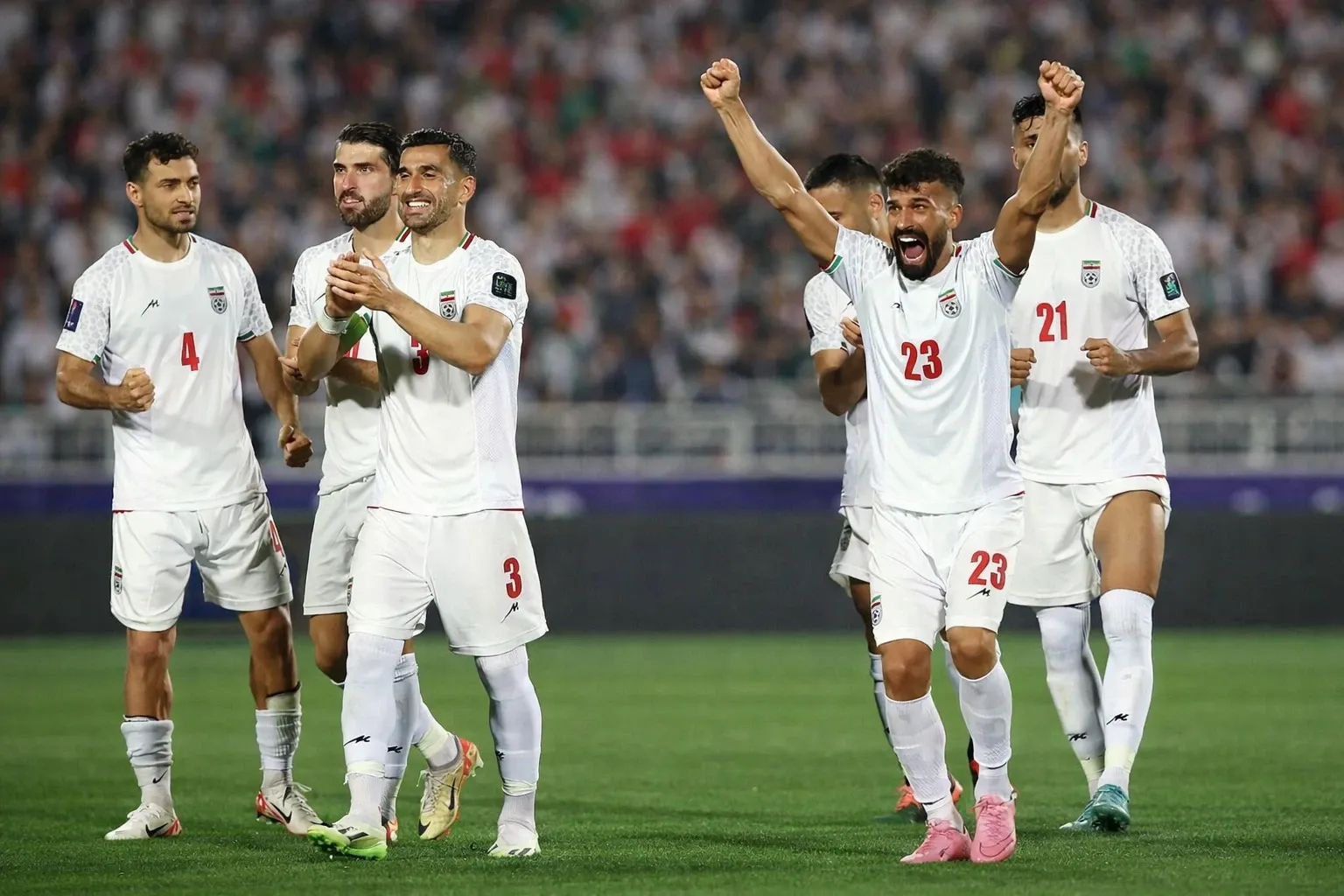 Pertandingan Sepak Bola Dunia: Belgium Terjepit, Iran Menunjukkan Kekuatan