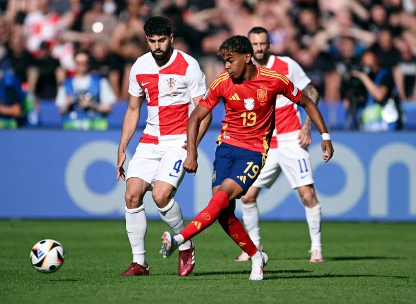 Pertandingan Spanyol vs Arab Saudi di Piala Dunia: Lamine Yamal Menjadi Pemain Termuda Ke-8 yang Mencetak Gol