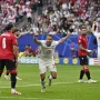 Pertandingan Turkiye vs Paraguay di Piala Dunia FIFA 2026: Dua Tim Bertarung untuk Bertahan