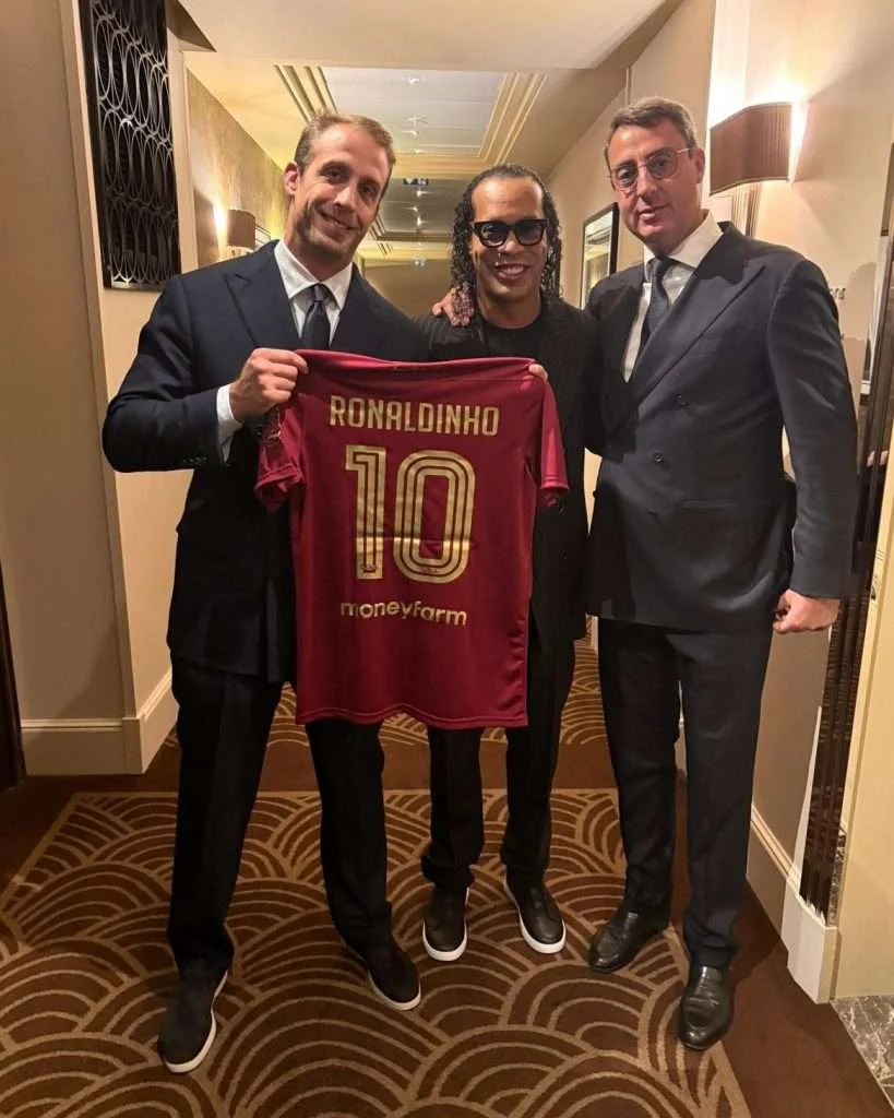 Ronaldinho Bergabung dengan Ravenna FC, Sementara Tottenham Tunggu Keputusan Sandro Tonali