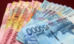 Rupiah Melemah, Ini yang Terjadi pada Mata Uang Indonesia dan Malaysia