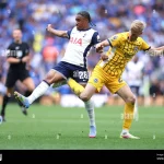 Tottenham Hotspur Resmi Datangkan Jan Paul van Hecke dari Brighton