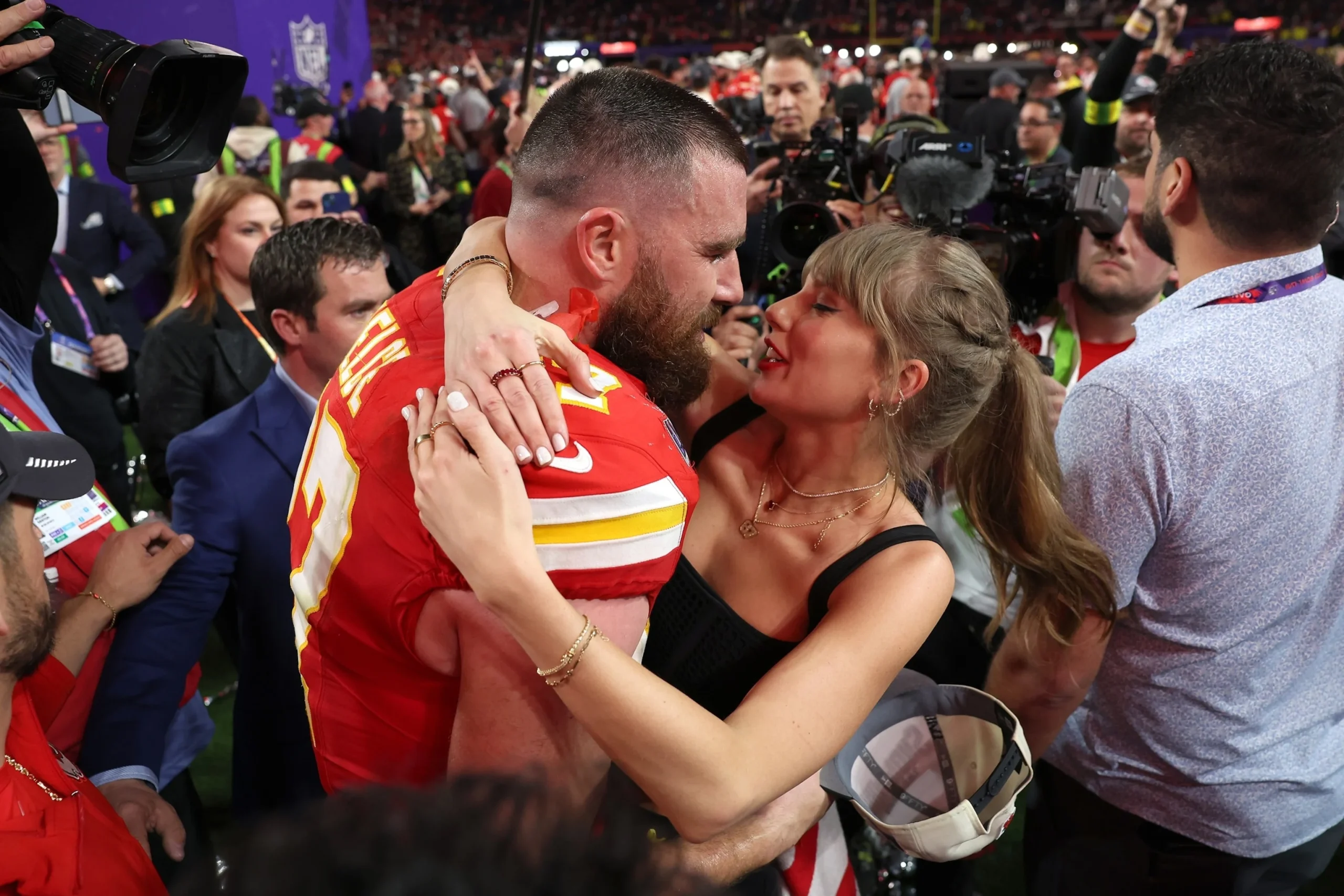 Travis Kelce dan Taylor Swift: Dari Kansas City ke Madison Square Garden