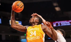 UT's Ja'Kobi Gillespie dan Felix Okpara Dipilih dalam NBA Draft, Sementara UT Martin Menawarkan Program SOAR dan Kamp Sains