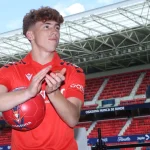 Víctor Muñoz Siap Bersinar di Piala Dunia dan Osasuna