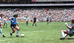 Argentina Kalahkan Inggris di Semifinal Piala Dunia 2026: Mengenang Aksi Legendaris Maradona