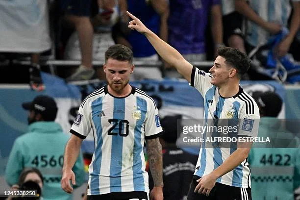 Argentina Tumbang Switzerland Berkat Gol Alexis Mac Allister dan Julian Alvarez