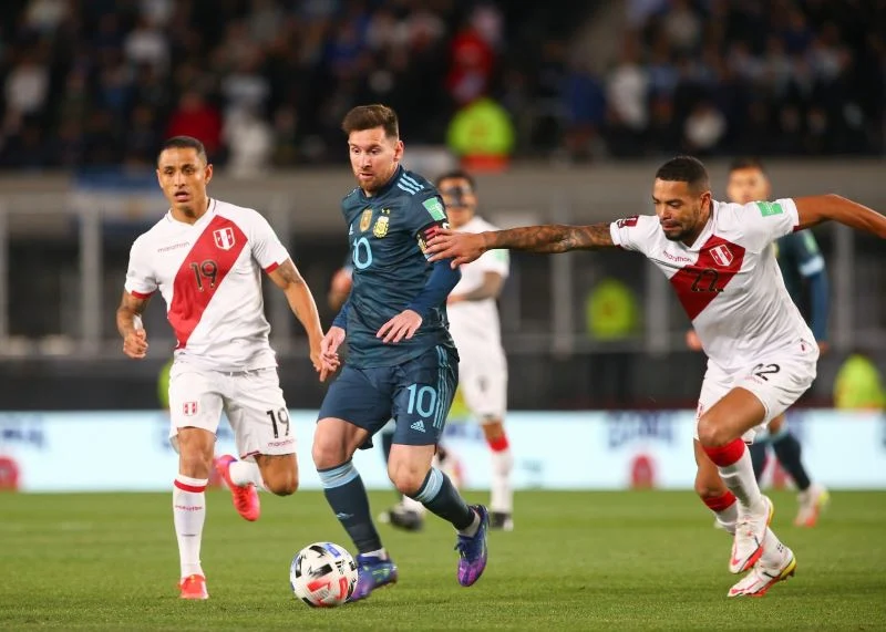 Argentina Unggul 1-0 Atas Swiss Berkat Gol Mac Allister, Siap Hadapi Inggris di Semifinal