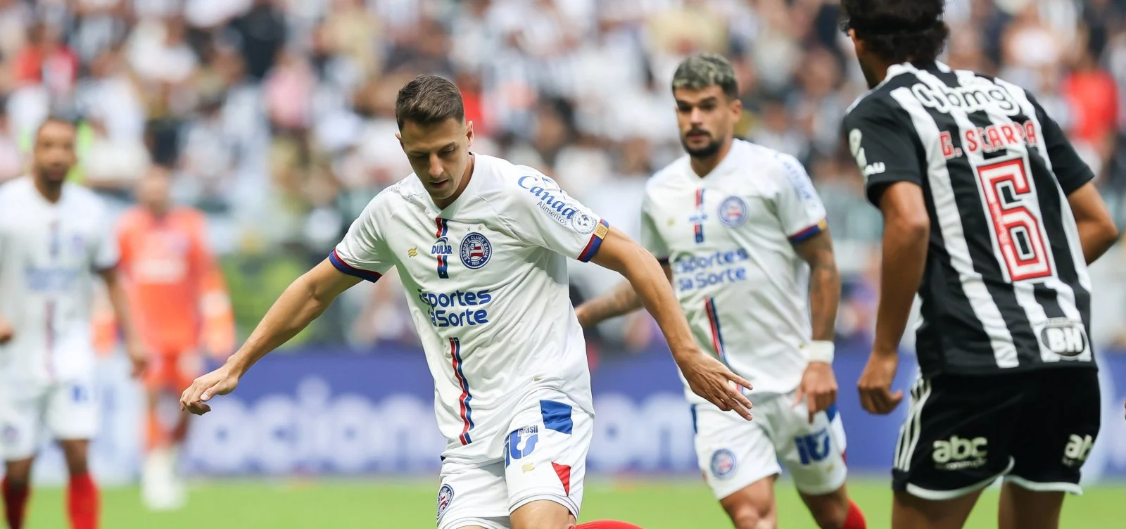 Atlético Mineiro vs Bahia: Empate 1-1 di Arena MRV