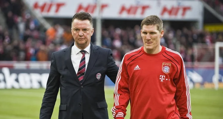 Bastian Schweinsteiger Usulkan Louis van Gaal Jadi Pelatih Tim Nasional Jerman
