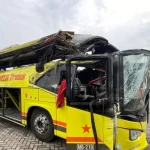 Bus: Kecelakaan dan Perubahan Tarif
