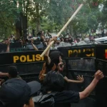 Demo dan Protes Melanda Dunia: Dari Kasus Kematian Anjing Polisi hingga Keputusan FIFA