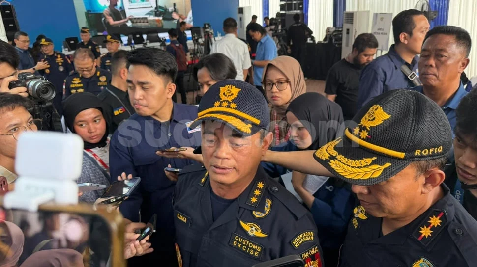 Dirjen Bea Cukai Djaka Budhi Utama Dituding Terima Suap Rp21 Miliar dari Bos Blueray Cargo