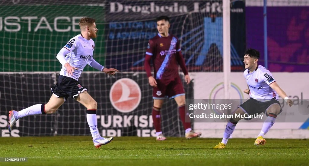 Drogheda United Raih Kemenangan Dramatis Atas Dundalk di SSE Airtricity Men's First Division