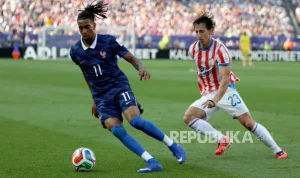 Federasi Sepak Bola Prancis Minta FIFA Batalkan Kartu Kuning Michael Olise