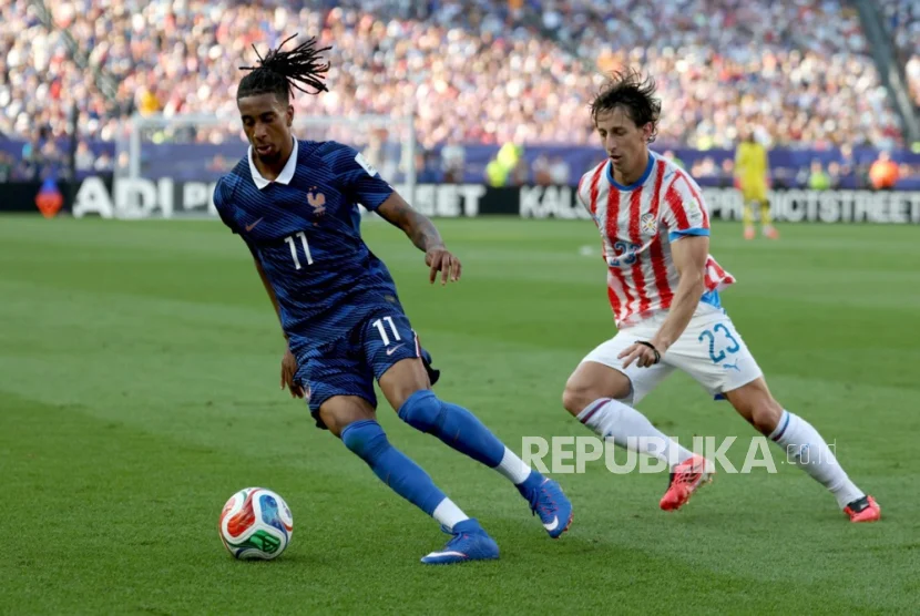 Federasi Sepak Bola Prancis Minta FIFA Batalkan Kartu Kuning Michael Olise