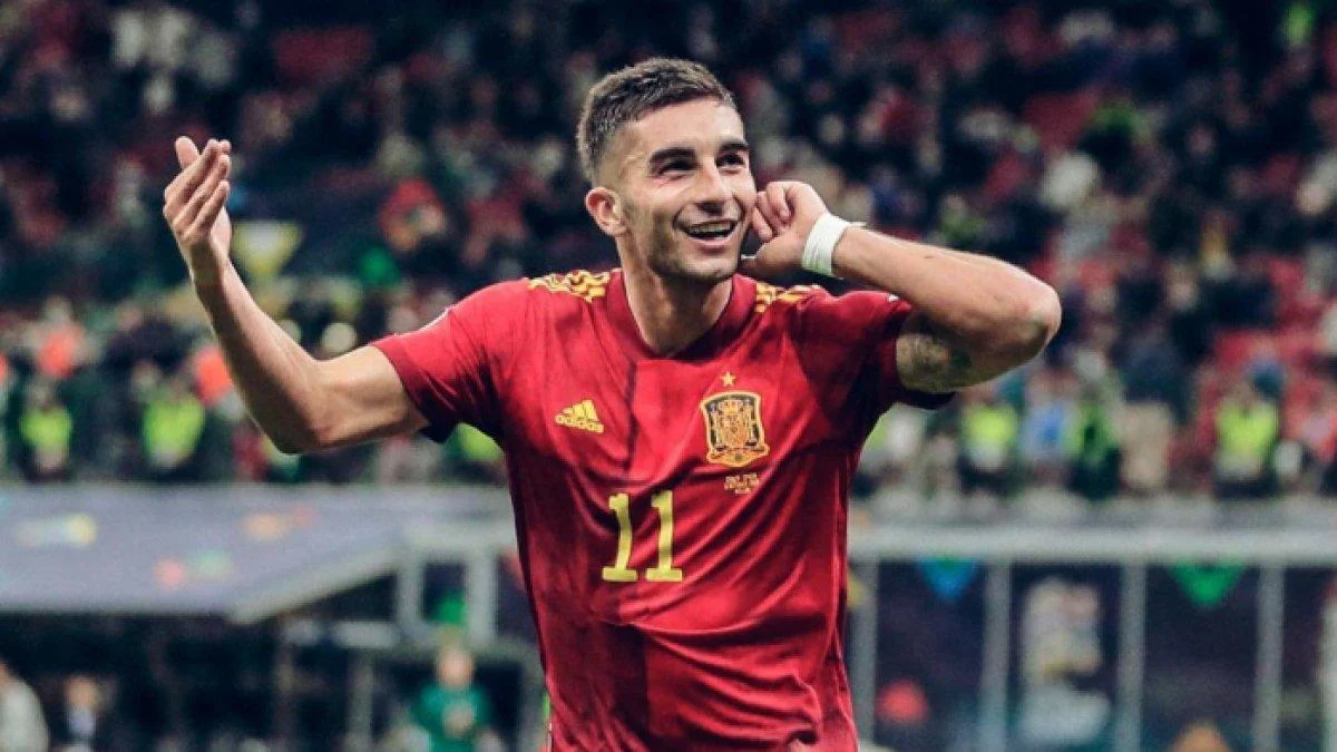 Ferran Torres dan Ana Mena: Dua Bintang yang Bersinar di Dunia Sepakbola dan Musik Spanyol