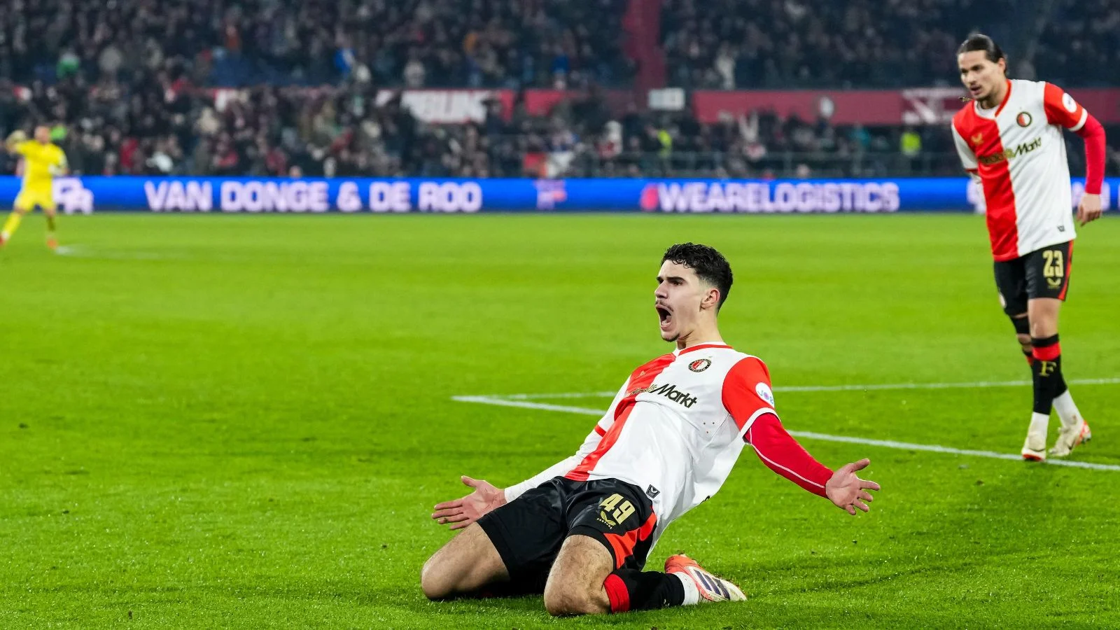 Feyenoord Raih Kemenangan 3-1 atas Club Brugge Berkat Gol Shaqueel van Persie