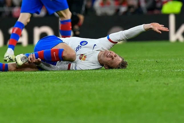 Frenkie de Jong Cedera, Barcelona Buru Rodri untuk Penuhi Kekosongan di Tengah Lapangan