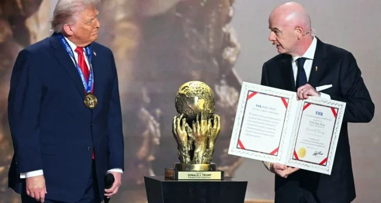 Grab, FIFA, dan Trump: Tiga Berita yang Membuat Heboh Dunia