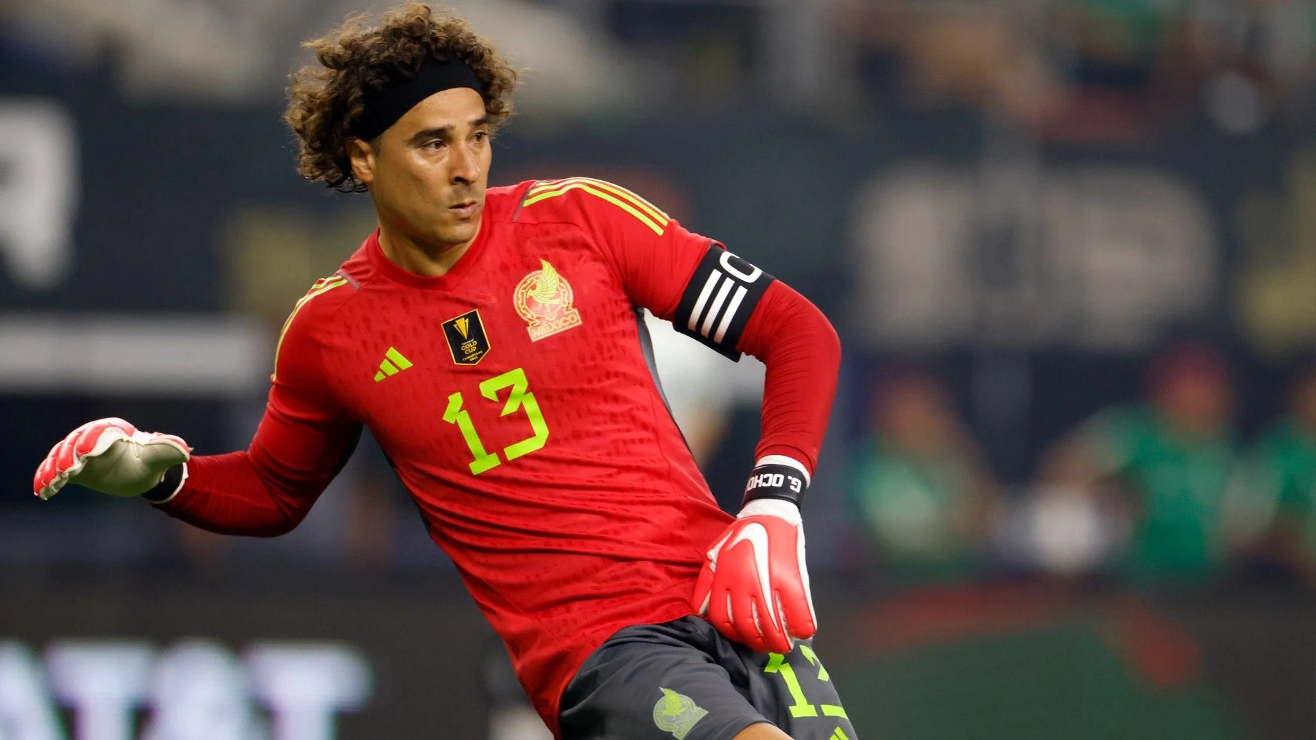 Guillermo Ochoa: Legenda Sepak Bola Mexico yang Mengucapkan Selamat Tinggal