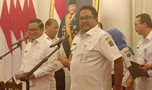Hill Siap 'Regroup dan Refocus' Sementara Drama Politik di Victoria dan Kabar Terbaru dari Dunia Hiburan