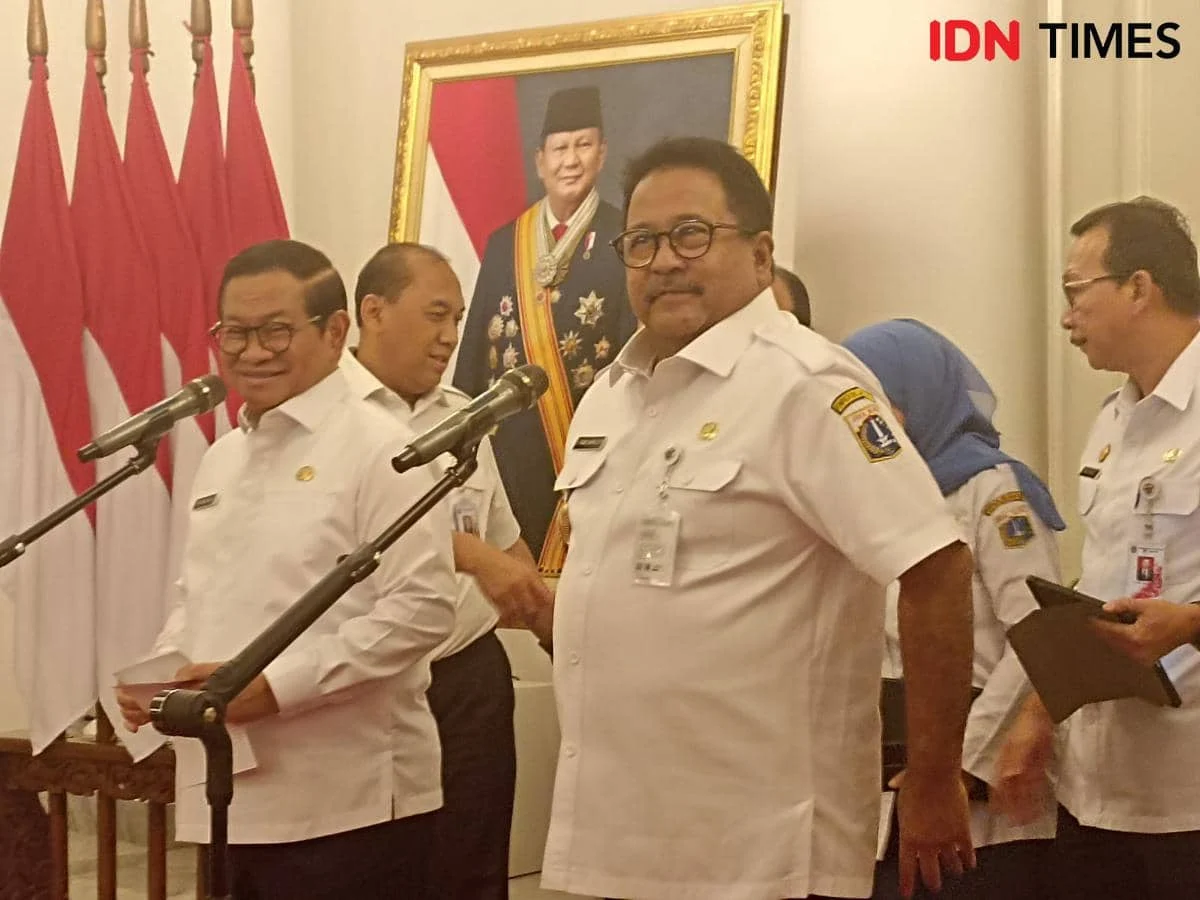 Hill Siap 'Regroup dan Refocus' Sementara Drama Politik di Victoria dan Kabar Terbaru dari Dunia Hiburan