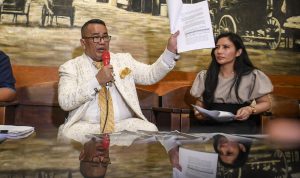 Hotman Paris Resmi Jadi Pengacara Febrie Adriansyah