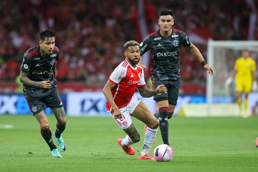 Internacional vs Flamengo: Pertarungan Sengit di Beira-Rio