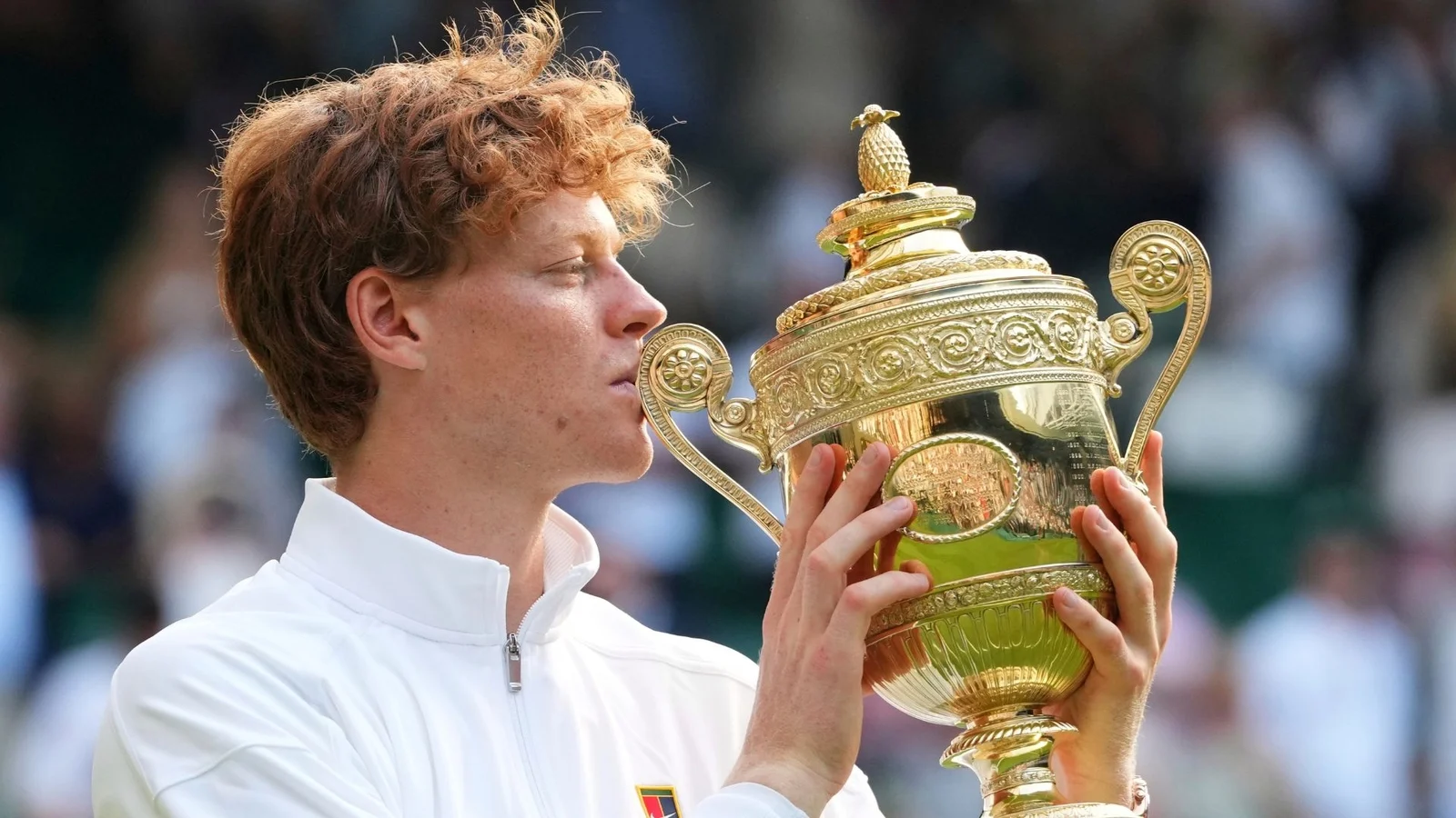 Jannik Sinner Menjadi Pusat Perhatian di Wimbledon